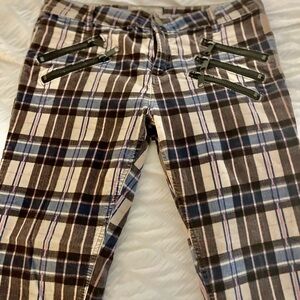 Free People, We The People … DARLING velvet skinny’s!